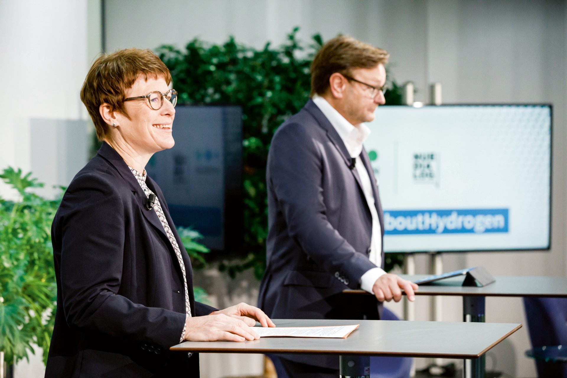 Prof. Dr. Veronika Grimm, Vorständin des H2.B und Mitglied im Nationalen Wasserstoffrat Prof. Dr. Veronika Grimm, Vorständin des H2.B und Mitglied im Nationalen Wasserstoffrat
