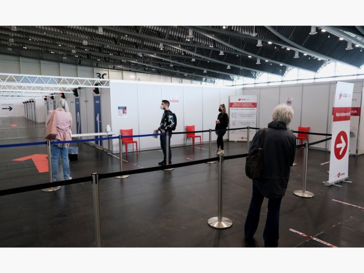 Impfzentrum im Messezentrum Nürnberg Impfzentrum im Messezentrum Nürnberg