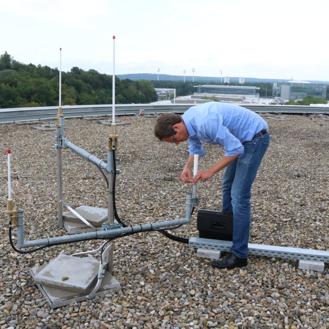 Antenna collecting data