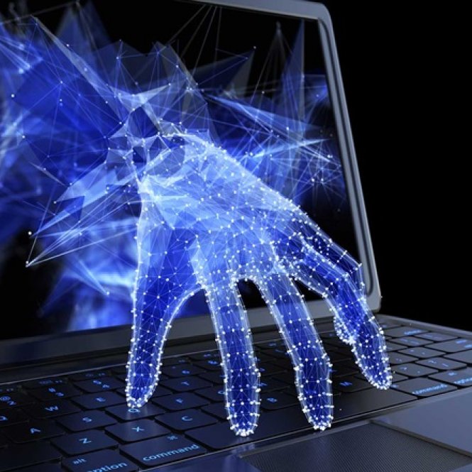 Cyberhand aus Laptop-Bildschirm
