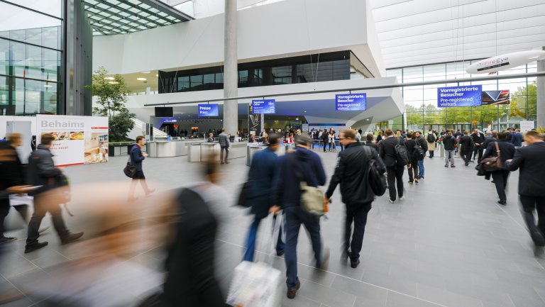 Messezentrum Nürnberg, Eingang Mitte mit Saal Brüssel