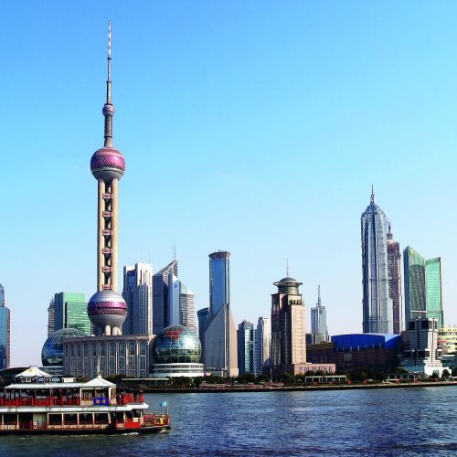 Shanghai is the business metropolis of China