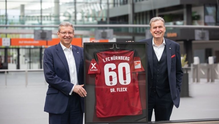 Dr. Roland Fleck (l.), CEO der NürnbergMesse Group, wird 60. 