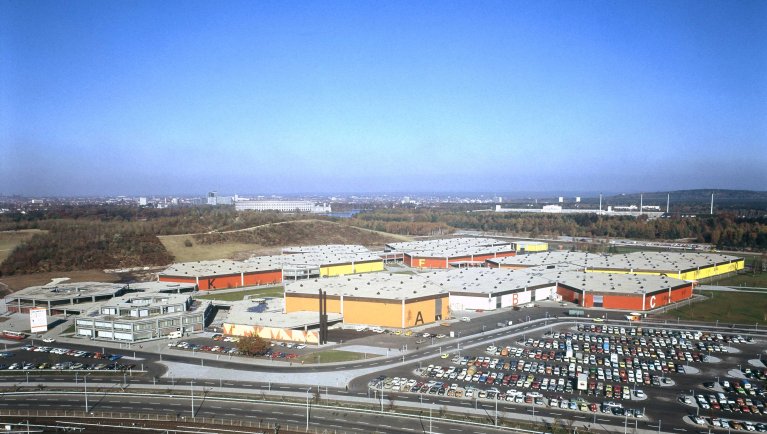 Fifty years ago, the exhibition centre was officially opened: View of the Nuremberg exhibition grounds in the Langwasser district in 1973.