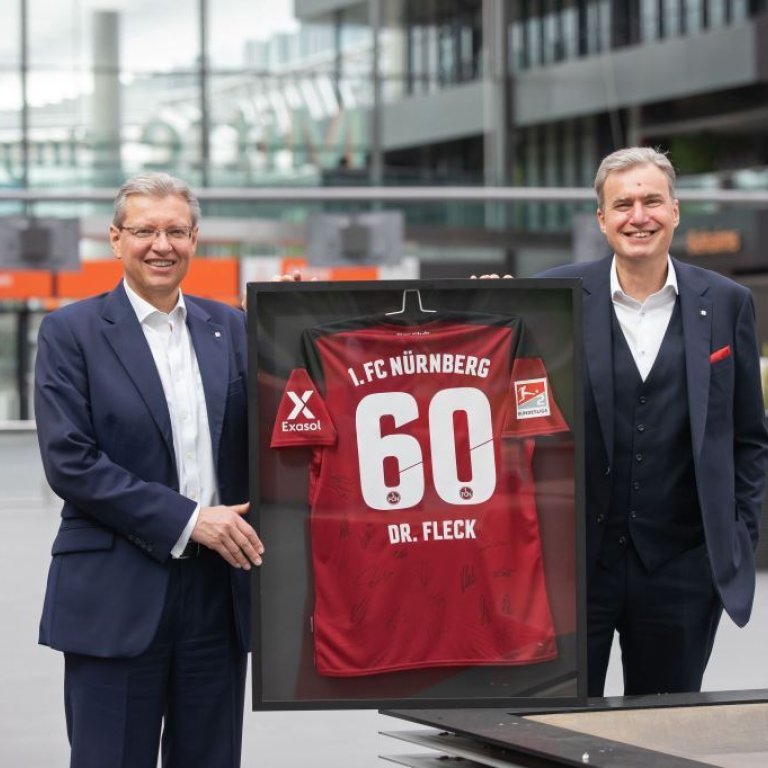 Dr. Roland Fleck (l.), CEO der NürnbergMesse Group, wird 60. 