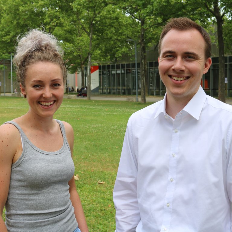 Portrait Trainees Kathrin Schierl und William Baumeister