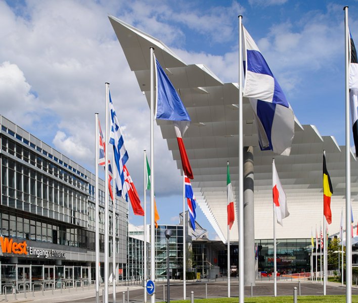 Messezentrum Nürnberg Eingang West/Eingang Mitte Messezentrum Nürnberg Eingang West/Eingang Mitte